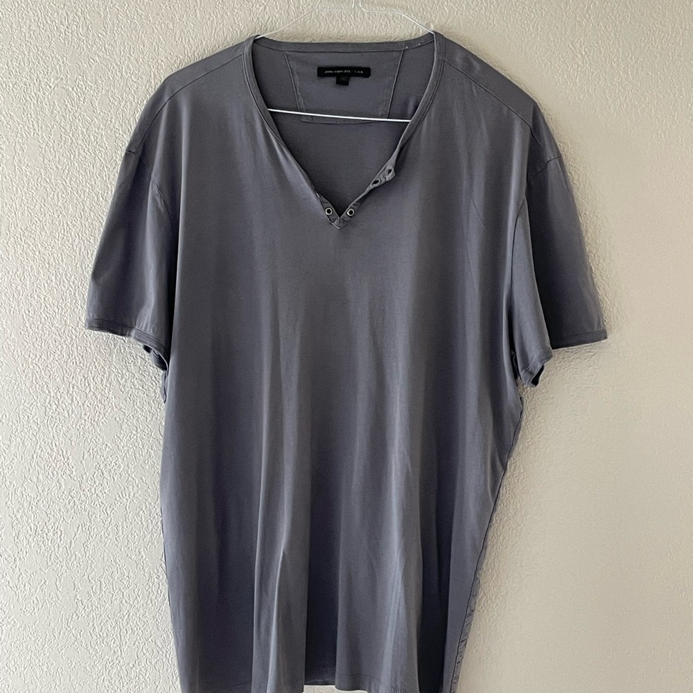 Men's Gray Shirt